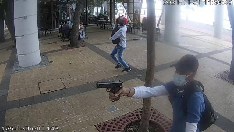 Delincuentes robaron dinero recaudado de los parqueaderos del Malecón 2000