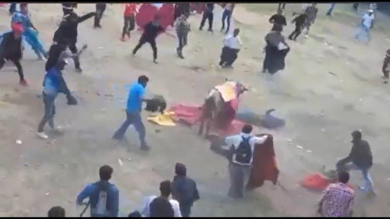Fiestas de Sangolquí dejan al menos 25 heridos; suspenden corridas de toros