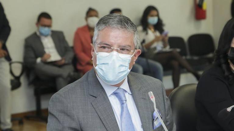 Carlos Riofrío fue ratificado como contralor subrogante hasta “designación del titular”