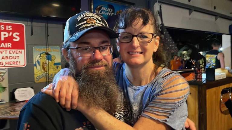 Hombre confiesa ser el degollador de un matrimonio de ciclistas en Florida