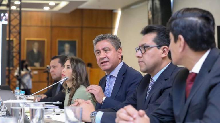 Asamblea llama a juicio político a Fausto Murillo, dos vocales más y expresidenta de la Judicatura