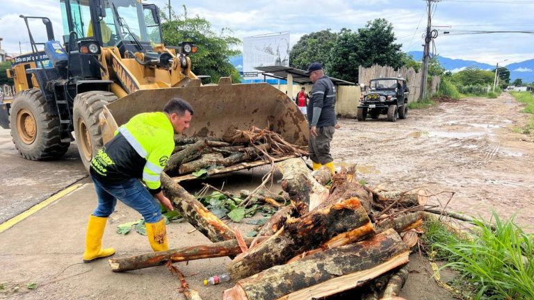 Cantón Santa Rosa de El Oro en emergencia por desbordamiento de ríos