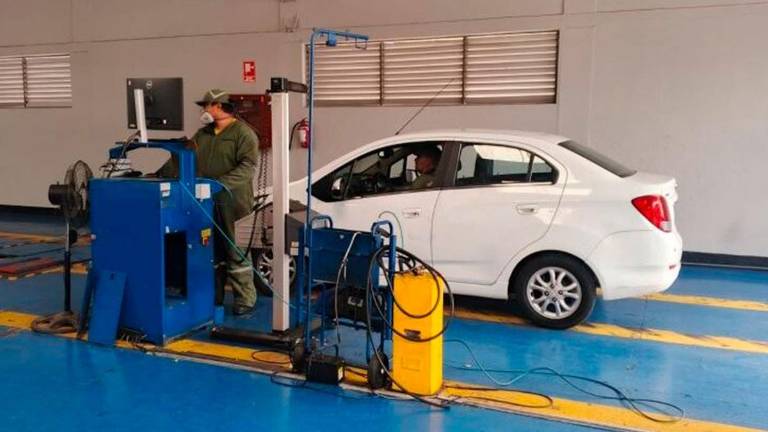 AMT: Centros de revisión vehicular en Quito extenderán horarios de atención