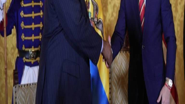 $!En una ceremonia celebrada este miércoles en el Palacio de Carondelet en Quito, el nuevo embajador de los Estados Unidos en Ecuador, Arthur W. Brown, presentó al presidente de la República, Daniel Noboa, sus cartas credenciales.