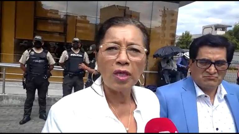 Guadalupe Llori aspira volver a la Presidencia de la Asamblea y una millonaria indemnización