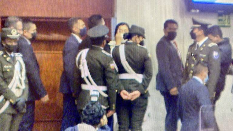 Guadalupe Llori suspende sesión de la Asamblea con una reacción sorprendente