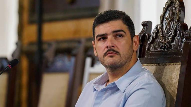 Alcalde Aquiles Alvarez respalda denuncia contra empresa constructora en Mucho Lote