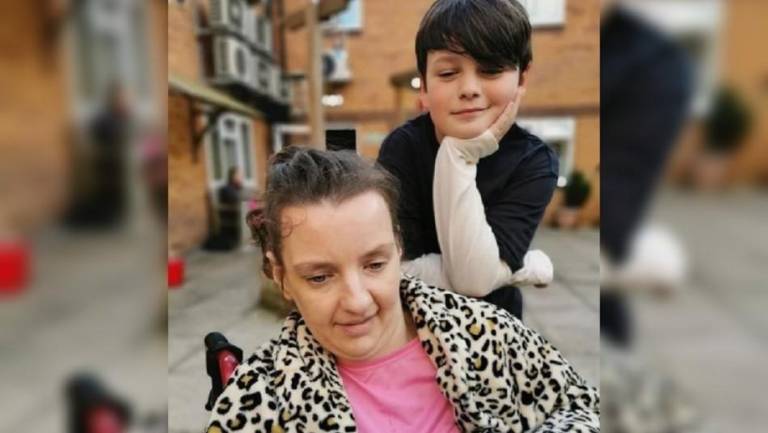 $!La joven estuvo ocho años internada en una casa de reposo para tratar su enfermedad.