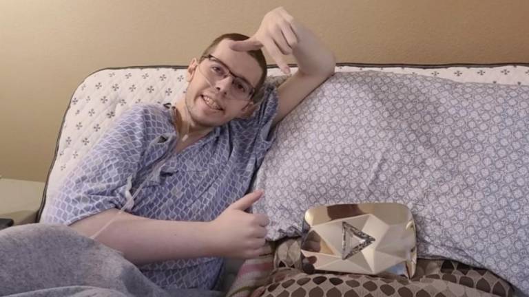 Si están viendo esto, estoy muerto: La triste carta de un youtuber que padecía cáncer