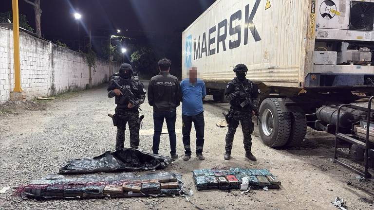 Guayaquil: Policía halla 64 kilos de droga en contenedor de banano con destino a China