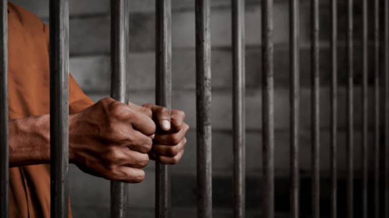 Dos hombres fueron sentenciados a 40 años de cárcel por robo y violación en Esmeraldas