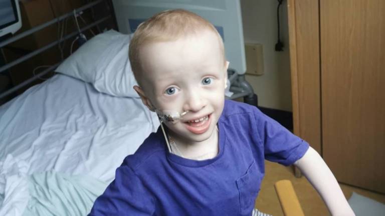 Niño de 4 años venció el COVID-19 mientras lucha contra un cáncer