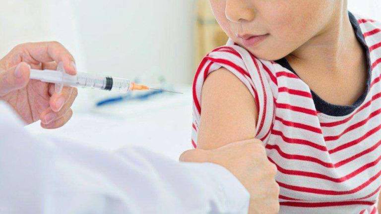 Ministerio de Salud confirma que hay dosis de vacuna contra el sarampión: ¿dónde pueden ir los niños?
