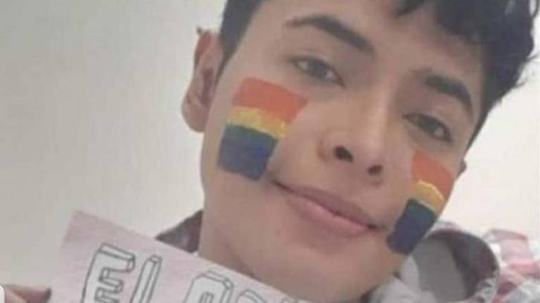 Activistas exigen que asesinato de Javier Viteri sea tratado como crimen de odio