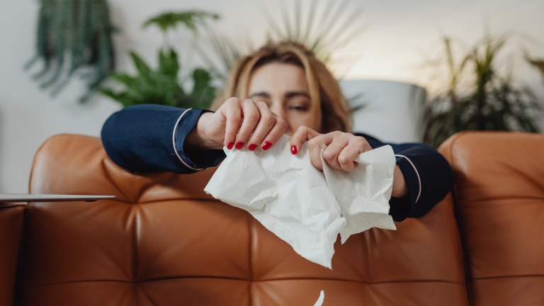 Romper papel y escribir, el método japonés para enfrentar la ira