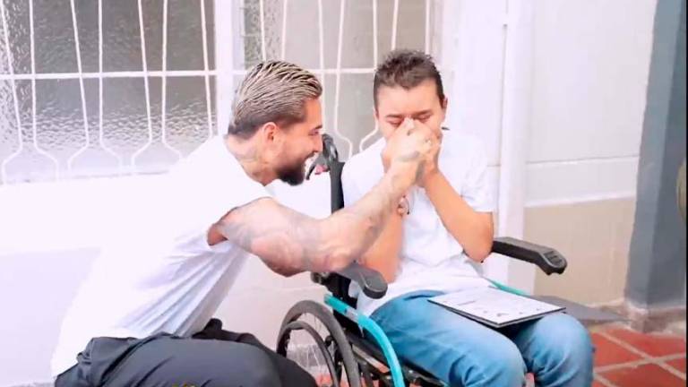 Maluma le regaló una casa a un fanático diagnosticado con cáncer