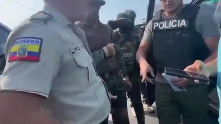 Procedimiento de captura del agente policial.
