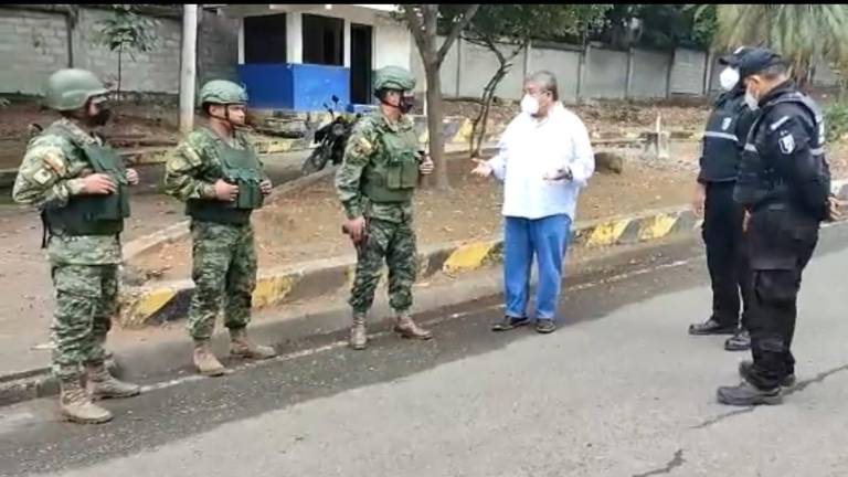 Quito y Guayaquil refuerzan la seguridad de sus sistemas de agua potable