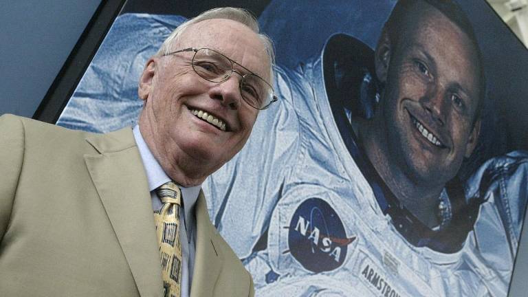 Muerte de Neil Armstrong fue por negligencia médica que se mantuvo en secreto