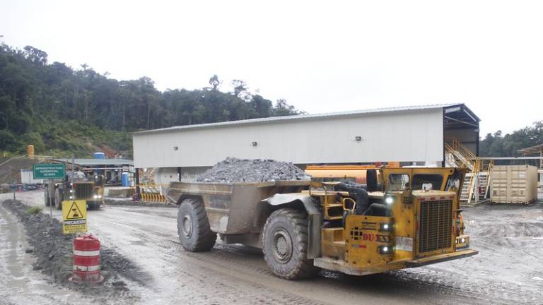 Minera inicia explotación de oro a gran escala en Ecuador