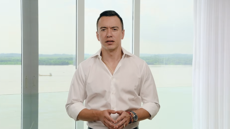 El presidente Daniel Noboa afirmó que “marzo registró un 24 % menos” de asesinatos.