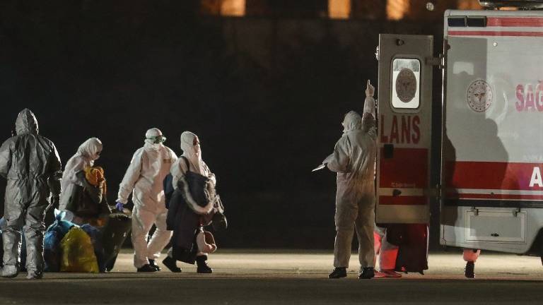 Paciente sospechoso de coronavirus en Ecuador sigue en terapia intensiva