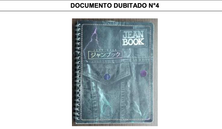 $!Cuaderno de tapa negra mostrado en la audiencia por presunto lavado de activos Blanqueo Fito.