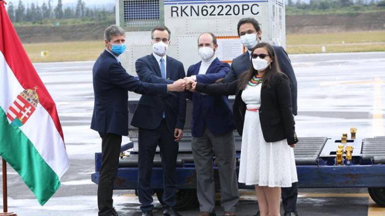 Hungría dona 150.000 dosis de vacunas anticovid a Ecuador