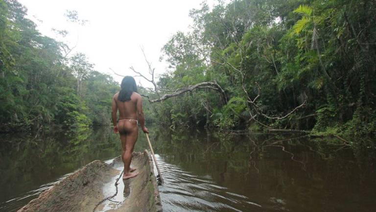 Exigen liberación de 2 oficiales retenidos en la Amazonia