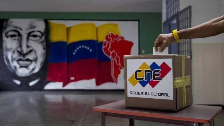 ¿Cuál es el panorama político antes de las elecciones parlamentarias en Venezuela?