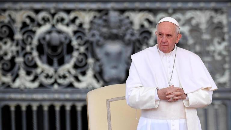 Papa Francisco señala que la homosexualidad no es un delito, pero sí un pecado