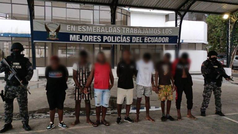 Un policía fallecido y otro herido en atentado a UPC La Guacharaca, en Esmeraldas