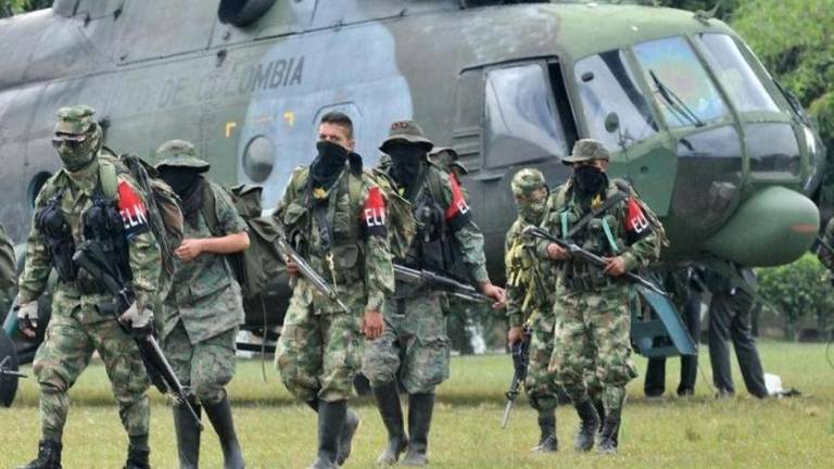 Guerrilla colombiana ELN pide que sigan diálogos de paz