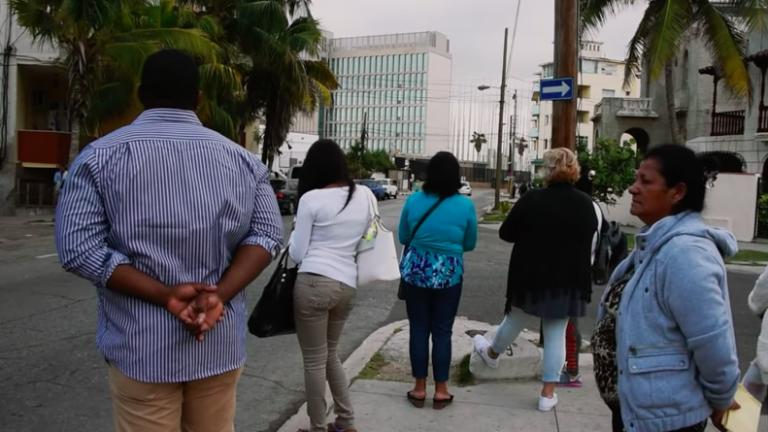 Perplejidad en Cuba sobre futuro de política migratoria en EE.UU.