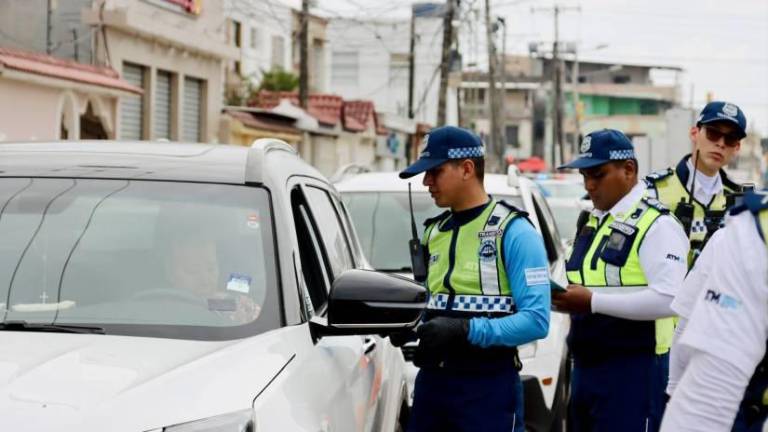 Reducción de multas de tránsito en Guayaquil: ordenanza pasa primer debate