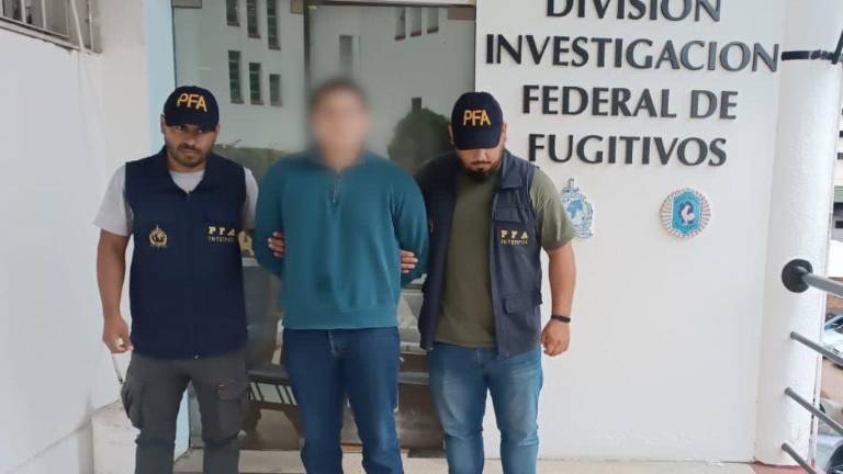 Capturan a prófugo ecuatoriano con notificación roja por asesinato, que estaba en Argentina