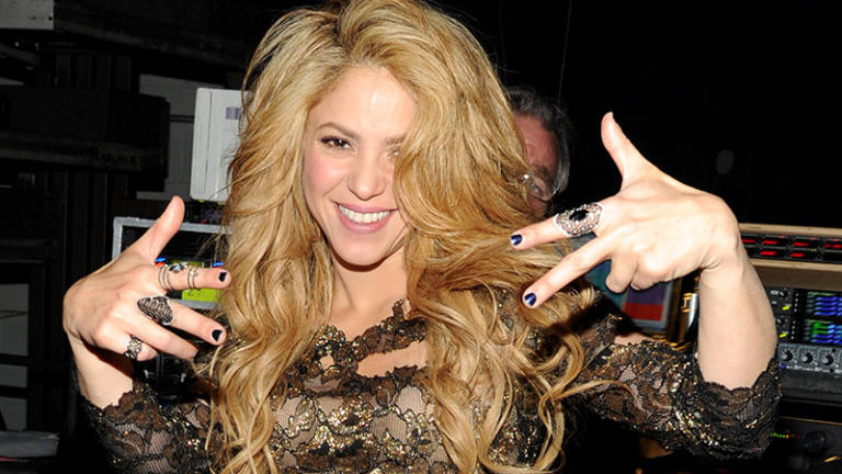 Critican a Shakira por su &quot;descuidado&quot; cabello
