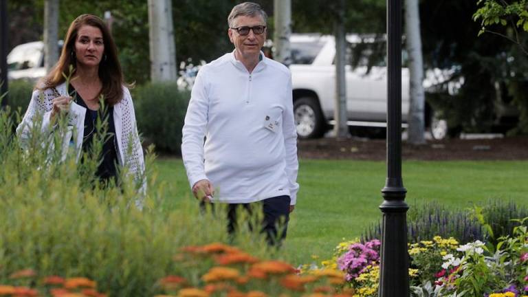 Bill Gates tenía carta blanca, de parte de Melinda, para pasar vacaciones con una ex novia