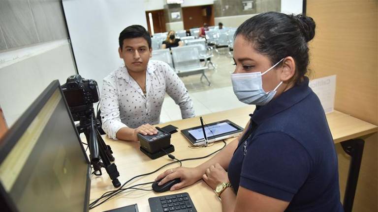 Registro Civil atenderá este sábado 15 de abril por servicio de cedulación: ¿quiénes serán atendidos?