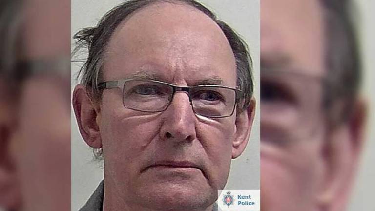 Investigan en Reino Unido a un electricista de un hospital por abuso de decenas de cadáveres