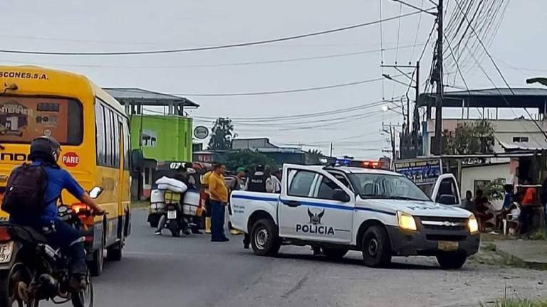Al menos ocho personas murieron y cinco quedaron heridas en un presunto enfrentamiento entre delincuentes en Santo Domingo de los Tsáchilas