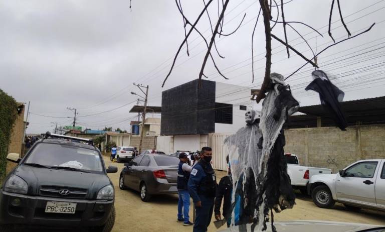 $!Revelan detalles del asesinato a Verónica Pico afuera de la escuela de sus hijos en Manabí