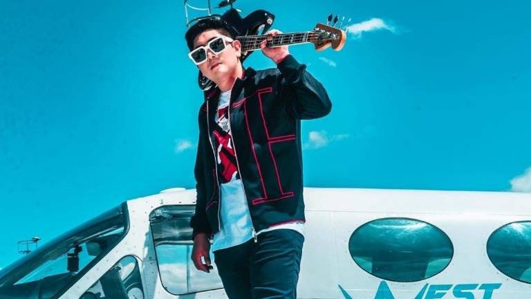 Juez ordena uso de grillete al hijo del Alcalde de Quito, por presunta asociación ilícita; debe presentarse en Ecuador