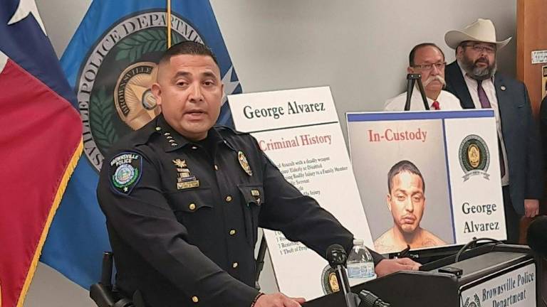 Sospechoso de matanza en Texas había sido expulsado del ejército de EE.UU.