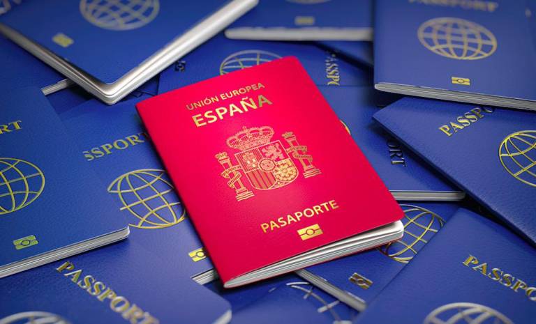 $!El pasaporte español también permite la libre movilidad en todo el espacio Schengen.