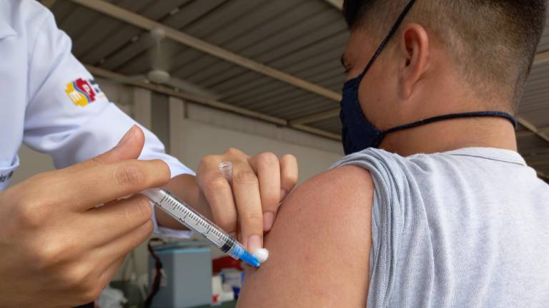 Fact-checking: ¿Es necesaria la tercera dosis de las vacunas anticovid?
