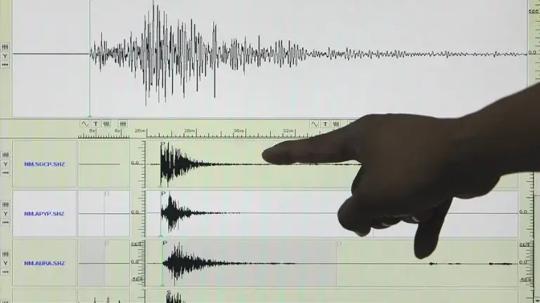 Terremoto de magnitud 7 sacude la región china de Tíbet, reportó el Servicio Geológico de EE.UU.: hay víctimas