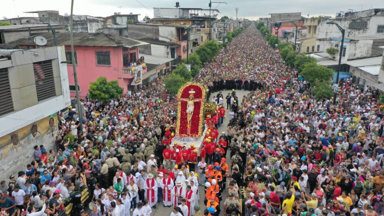 FOTOS | Así se vivió el Viernes Santo en Ecuador: procesiones y viacrucis congregaron a miles de fieles