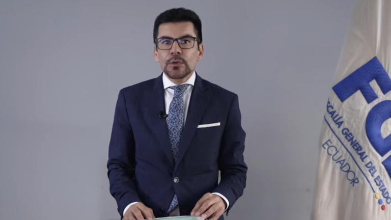 ¿Quién es Leonardo Alarcón, el reemplazo del fiscal general Wilson Toainga?