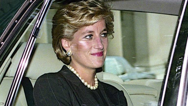 La BBC investiga fraudes en la entrevista con Diana de Gales en 1995